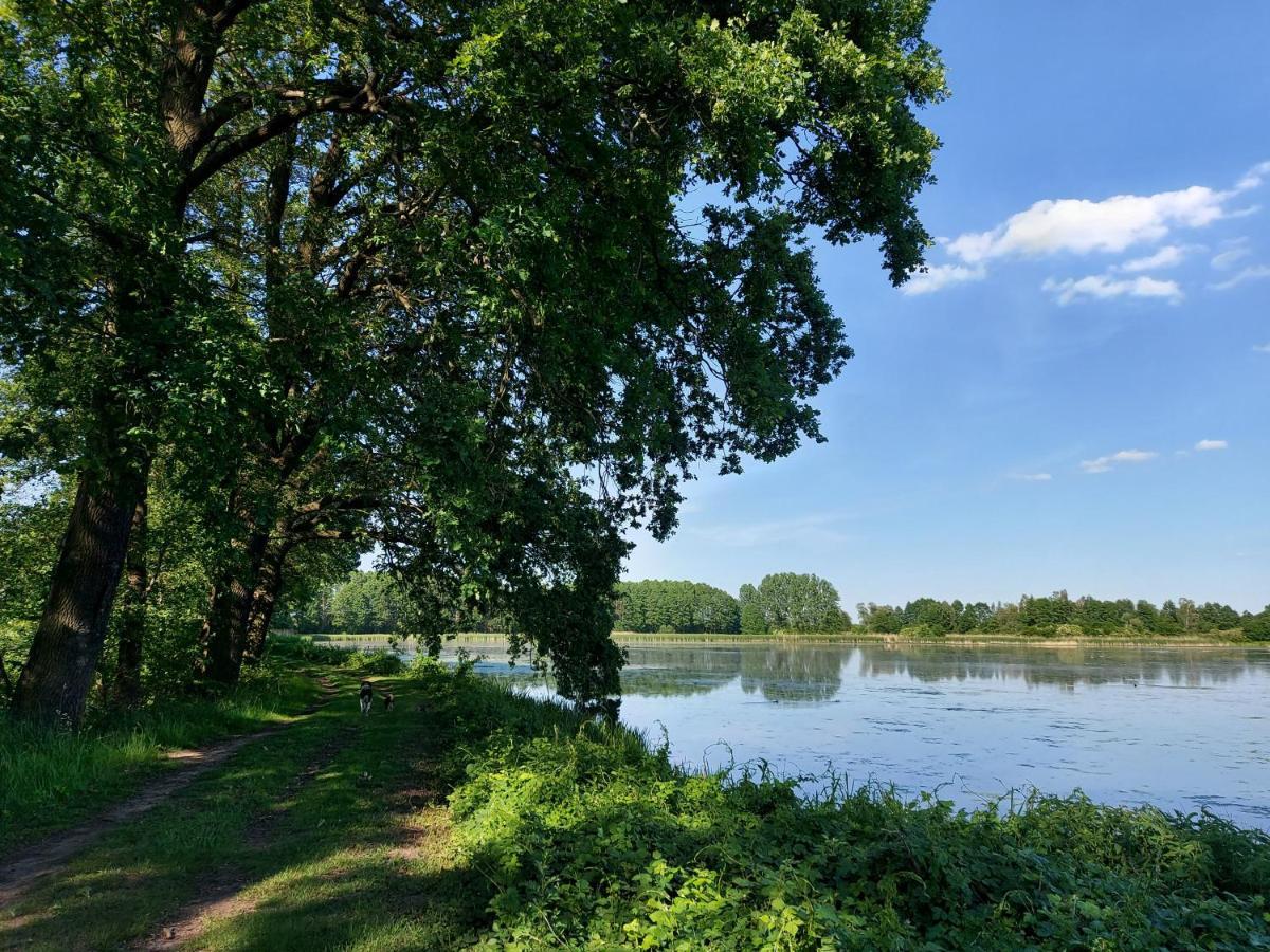 Pensjonat I Restauracja Hubertowka มิลิชซ์ ภายนอก รูปภาพ
